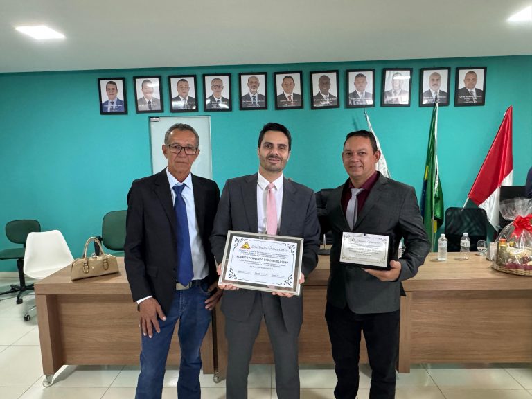 Câmara de Pai Pedro homenageia o Juiz Rodrigo Fernando Di Gioia Colosimo (11)